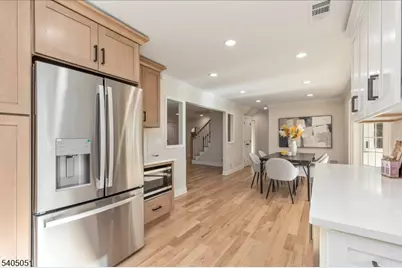 1248 Sunnyfield Ln, Scotch Plains Township, NJ 07076 - Photo 12