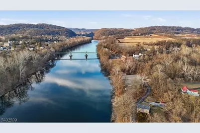 17 Old River Rd, Holland Township, NJ 08848 - Photo 42