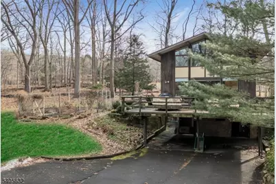 155 Hickory Ln, Closter, NJ 07624 - Photo 10