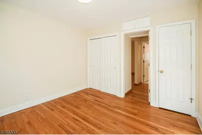 25-18 High St, Fair Lawn, NJ 07410 - Photo 22