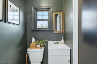 318 Myrtle Ave, Garwood, NJ 07027 - Photo 16