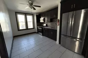 98 Yale Ave, Jersey City, NJ 07304 - Photo 4