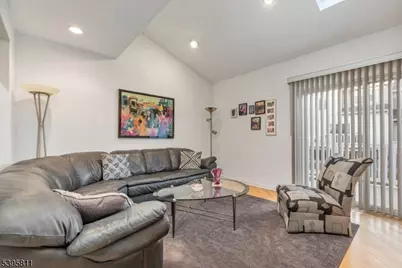 1906 Park Place, Springfield Twp., NJ 07081 - Photo 6