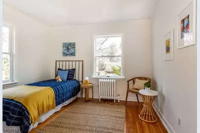 47 Oakland Rd, Maplewood, NJ 07040 - Photo 28