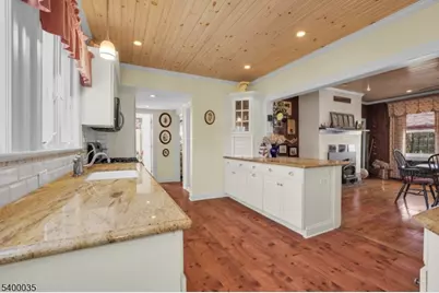 265 Little Falls Rd, Cedar Grove, NJ 07009 - Photo 18