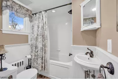 265 Little Falls Rd, Cedar Grove, NJ 07009 - Photo 22