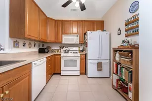 5019 Brookfield Glen Dr, White Township, NJ 07823 - Photo 2