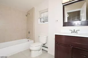 68 Mohawk Ave, Hawthorne, NJ 07506 - Photo 12