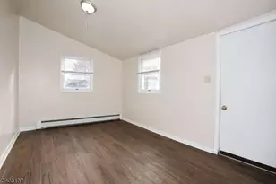 68 Mohawk Ave, Hawthorne, NJ 07506 - Photo 10