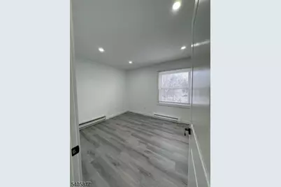 96 Broughton Ave, Bloomfield, NJ 07003 - Photo 10