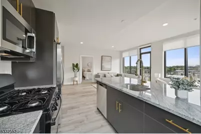 45 S Grove St #319, East Orange, NJ 07018 - Photo 6