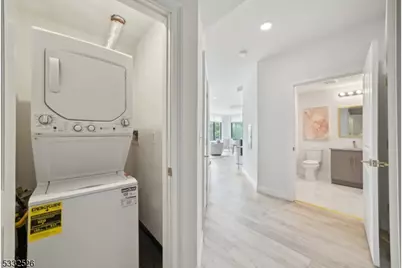 45 S Grove St #232, East Orange, NJ 07018 - Photo 10