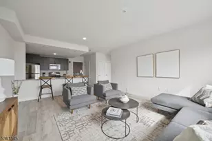 45 S Grove St, East Orange, NJ 07018 - Photo 4