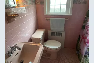 339 Boyle Ave, Totowa, NJ 07512 - Photo 12