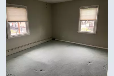 339 Boyle Ave, Totowa, NJ 07512 - Photo 10