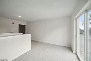 227 N Walnut St, East Orange, NJ 07017 - Photo 10