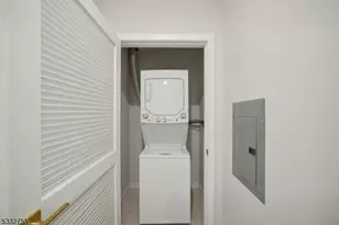 227 N Walnut St, East Orange, NJ 07017 - Photo 20