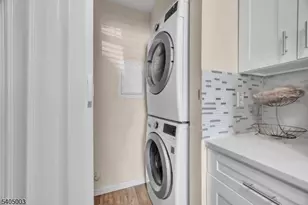 82 Almond Dr, Franklin Township, NJ 08873 - Photo 16