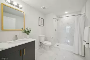 227 N Walnut St, East Orange, NJ 07017 - Photo 12