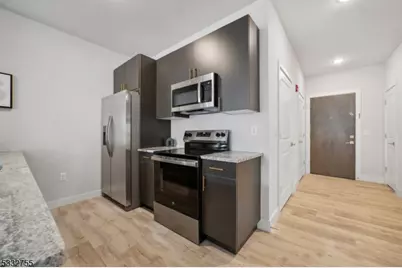 227 N Walnut St #117, East Orange, NJ 07017 - Photo 4