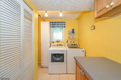 3 Springdale Rd, West Caldwell, NJ 07006 - Photo 30