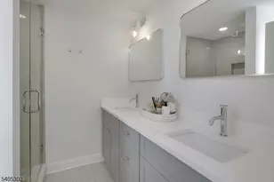 30 Edgecliff Rd, Montclair, NJ 07043 - Photo 24