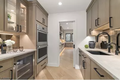 2 E Hartshorn Dr, Millburn, NJ 07078 - Photo 14