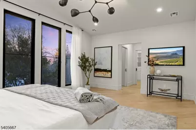 2 E Hartshorn Dr, Millburn, NJ 07078 - Photo 24