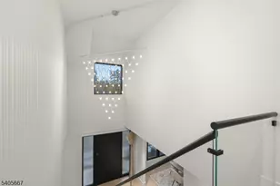 2 E Hartshorn Dr, Millburn, NJ 07078 - Photo 22