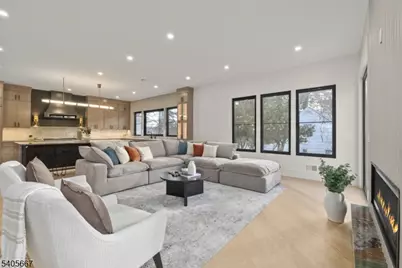 2 E Hartshorn Dr, Millburn, NJ 07078 - Photo 6