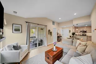 654 Honeybrook Cir, Lopatcong Township, NJ 08886 - Photo 1