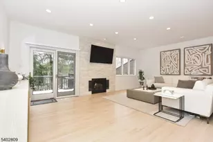 272 Belmont Pl, Mahwah, NJ 07430 - Photo 10