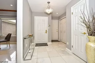 272 Belmont Pl, Mahwah, NJ 07430 - Photo 4