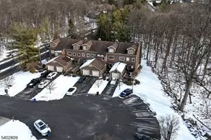 272 Belmont Pl, Mahwah, NJ 07430 - Photo 40