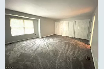 317 Jamestown Ct, Raritan Township, NJ 08822 - Photo 18