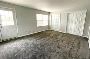 317 Jamestown Ct, Raritan Township, NJ 08822 - Photo 16