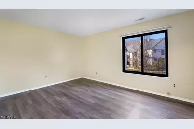 16298 Dell Pl, Stanhope, NJ 07874 - Photo 10