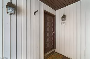 16298 Dell Pl, Stanhope, NJ 07874 - Photo 14