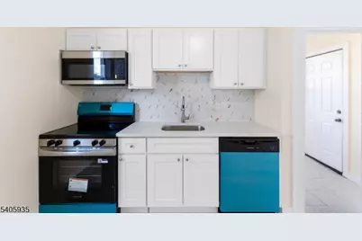 113 Columbia Ave, Newark, NJ 07106 - Photo 12