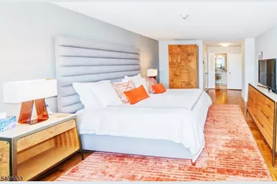 2 Claridge Dr. 4Fw, Verona, NJ 07044 - Photo 6