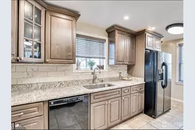 33 W Park Ave, Woodbridge Township, NJ 07001 - Photo 2