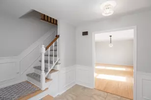 3 Radnor Ct, Hillsborough Township, NJ 08844 - Photo 2