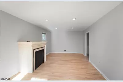 3 Radnor Ct, Hillsborough Township, NJ 08844 - Photo 4