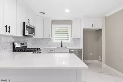 840 Martin St, Elizabeth, NJ 07201 - Photo 14