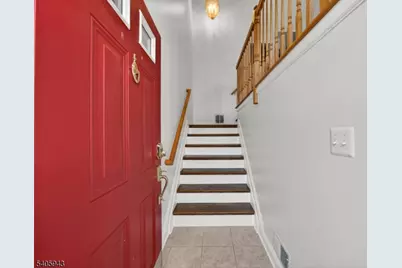 124 Barclay Dr, Nutley, NJ 07110 - Photo 4