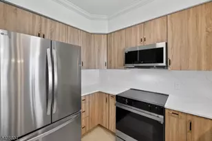 8 Maple Cres Unit 12, Vernon Twp., NJ 07462 - Photo 8