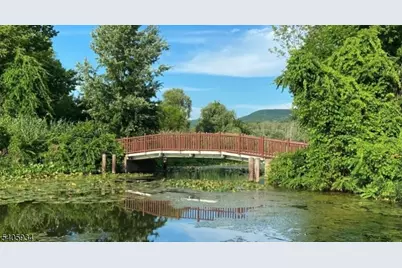 8 Maple Cres Unit 12, Vernon Twp., NJ 07462 - Photo 8