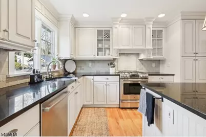 275 Linden Rd, Wayne, NJ 07470 - Photo 22