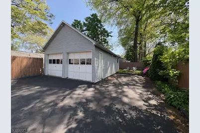146 Sayre, Elizabeth, NJ 07208 - Photo 28