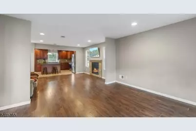 431 Raritan Rd, Linden, NJ 07036 - Photo 6